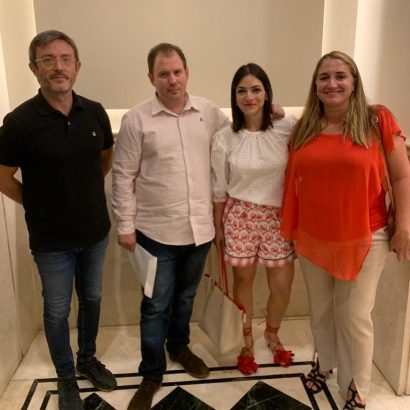 Clientes que han vendido su hospital veterinario satisfechos con la venta